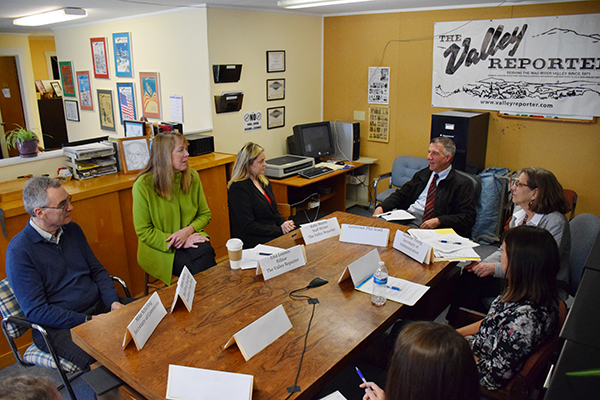Governor Phil Scott visits The Valley Reporter