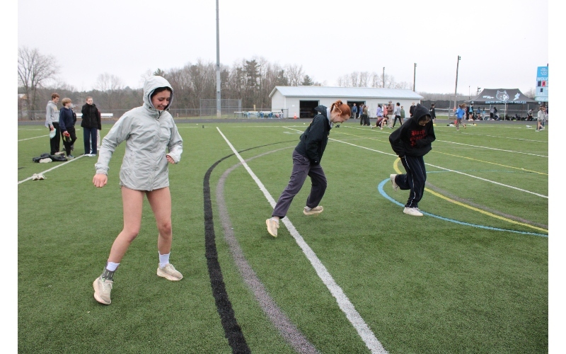 5552HUTrack Lessa Julia Dahlia dancing1