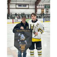 Junior Milo Lavit reaches 100 hockey goals