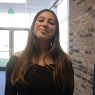 Italian exchange student Busnelli adapts to HU, Vermont, and volleyball